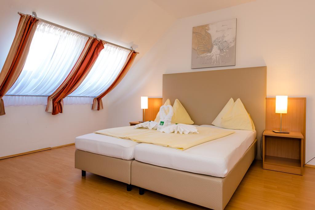 Stadthotel Schwerterbraeu Judenburg Dış mekan fotoğraf