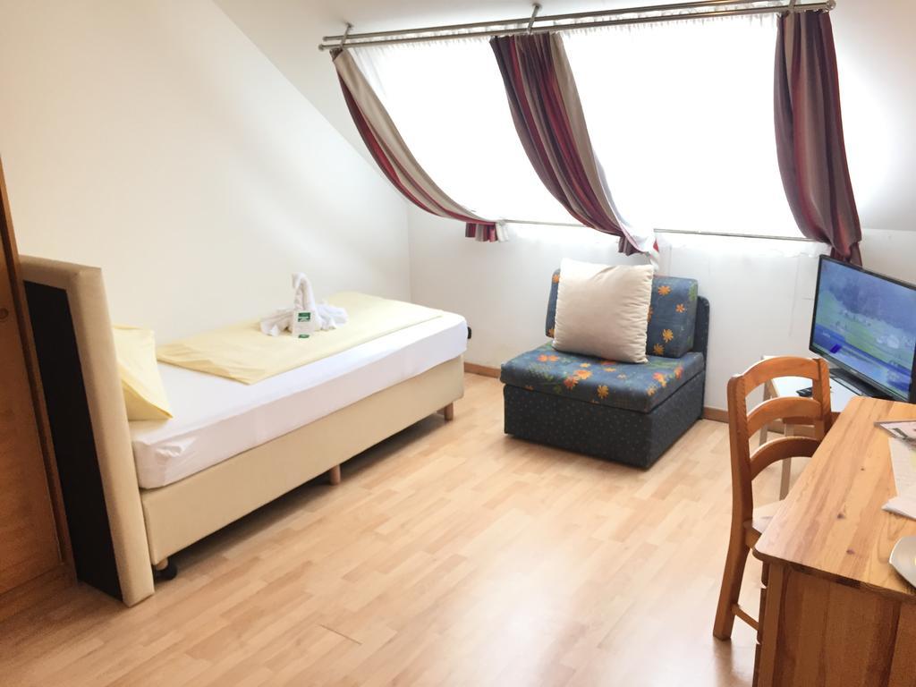 Stadthotel Schwerterbraeu Judenburg Dış mekan fotoğraf
