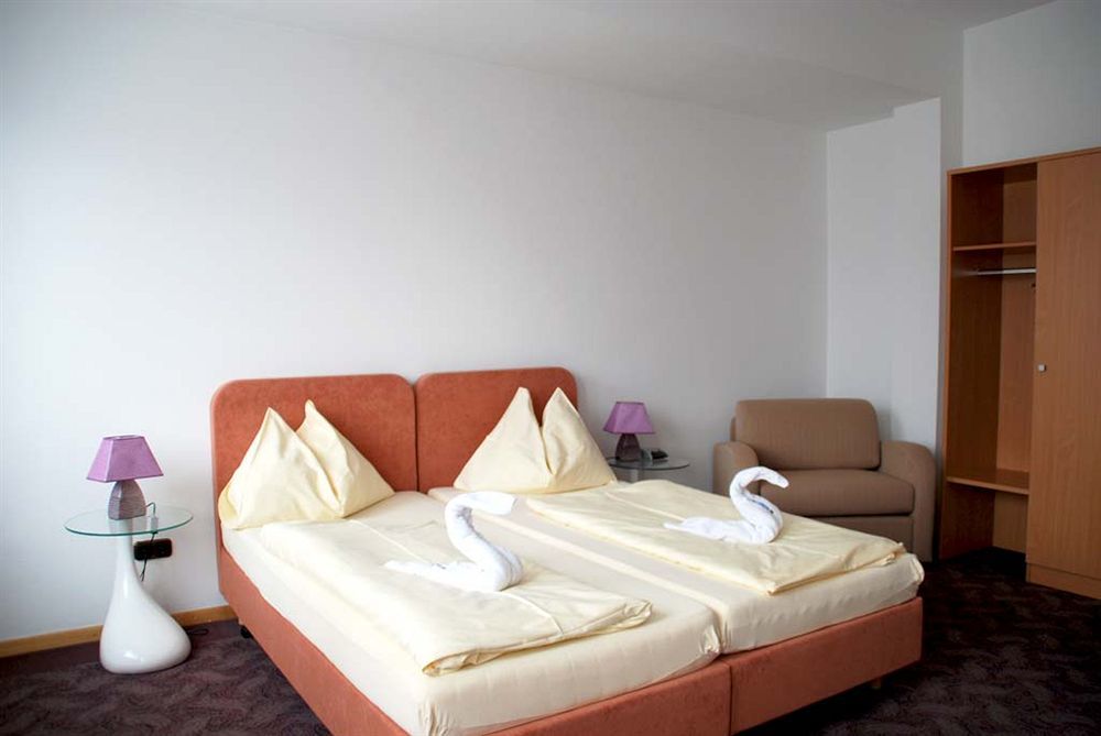 Stadthotel Schwerterbraeu Judenburg Dış mekan fotoğraf